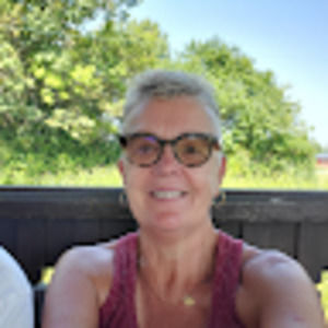 Meet your Posher, Liz